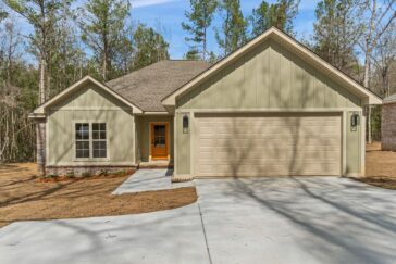 Front exterior of 904 HWY 44, Sumrall MS — new construction by MBS Construction